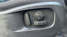 Land Rover Defender 3.0 D300 X 90 3dr Auto Diesel Estate